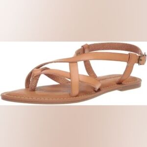 Amazon Essentials Women's Casual Strappy Sandal